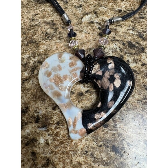 Blown Glass Heart Pendant Necklace Black White NWT On Cord - Picture 1 of 5